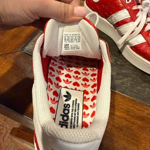 Adidas Red and White Women's Sneakers - Picture 4 of 6